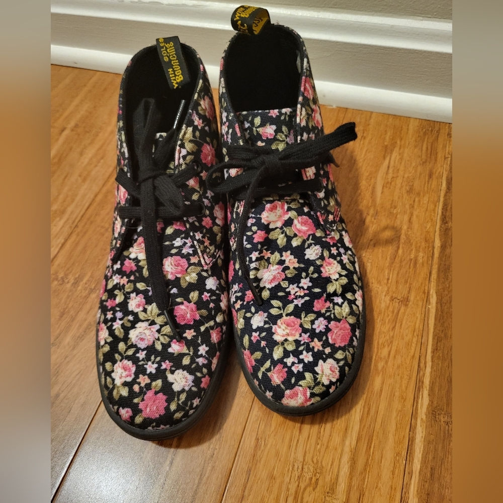 Dr. MARTENS etty ankle boot - Picture 2 of 10